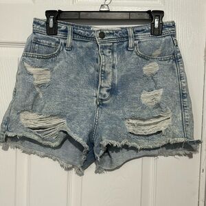 HOLLISTER Curvy Ultra High-Rise Mom Short